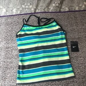 Nike sports top w/ built in bra sz 10 NWT